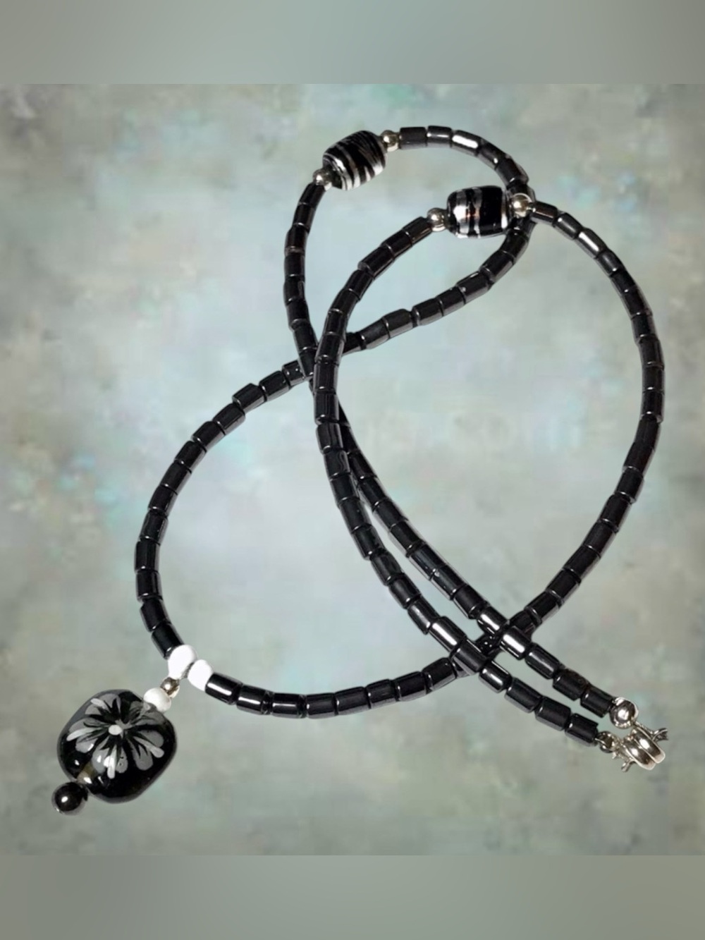 Handmade Necklace Hemalyke With Flower Pendant